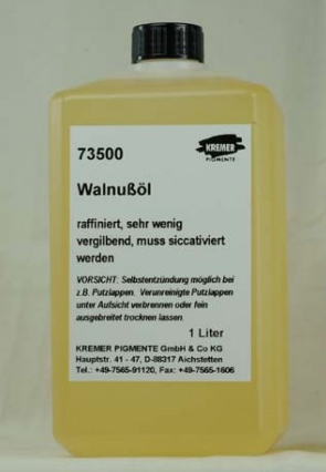 Walnut oil.png